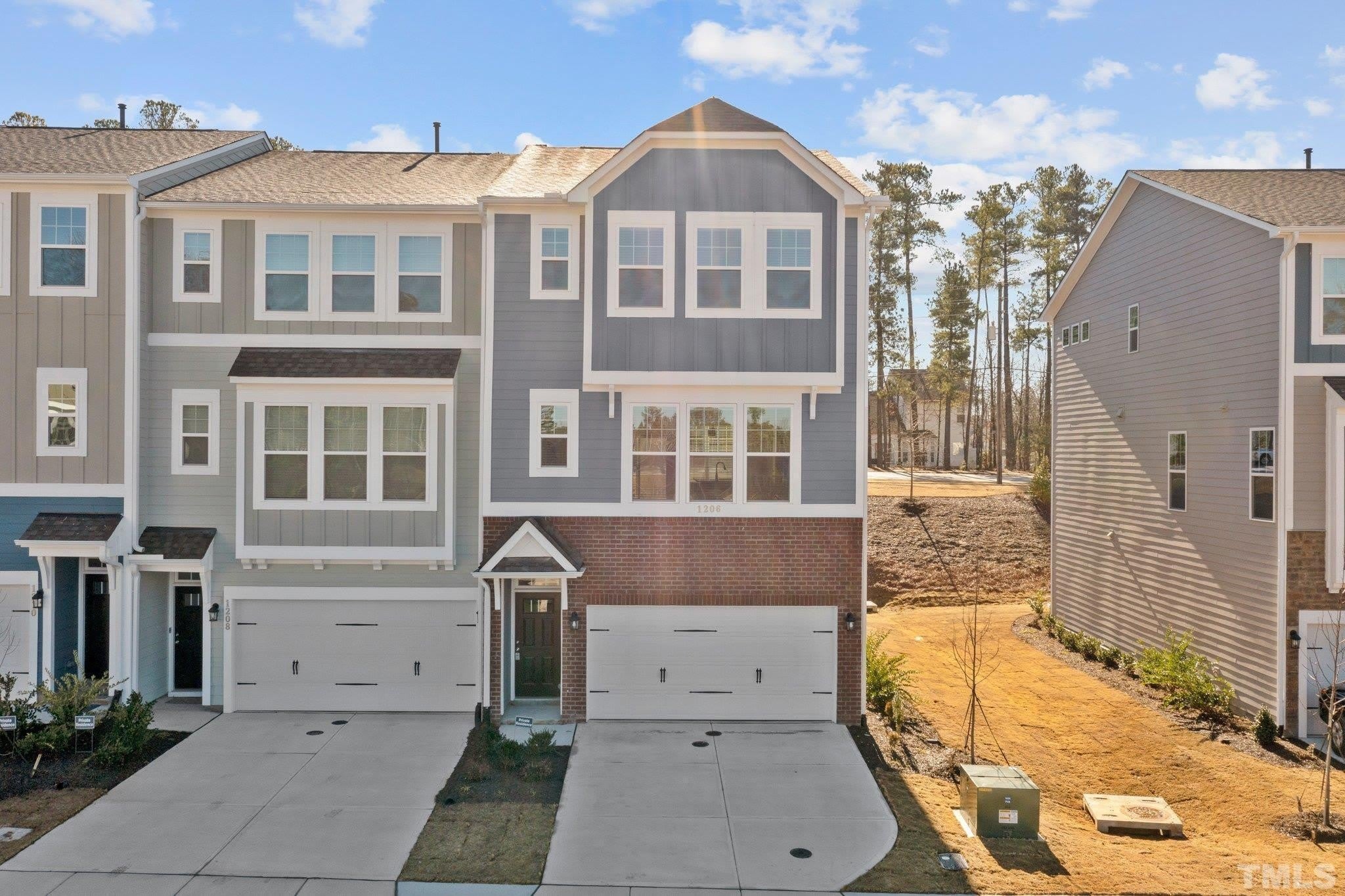 1206 Commack Drive – photo 2