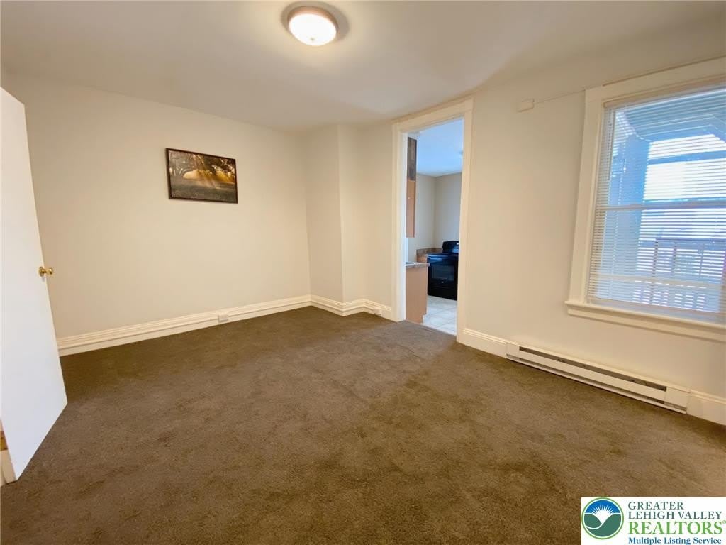 429 E 4th Street – photo 5