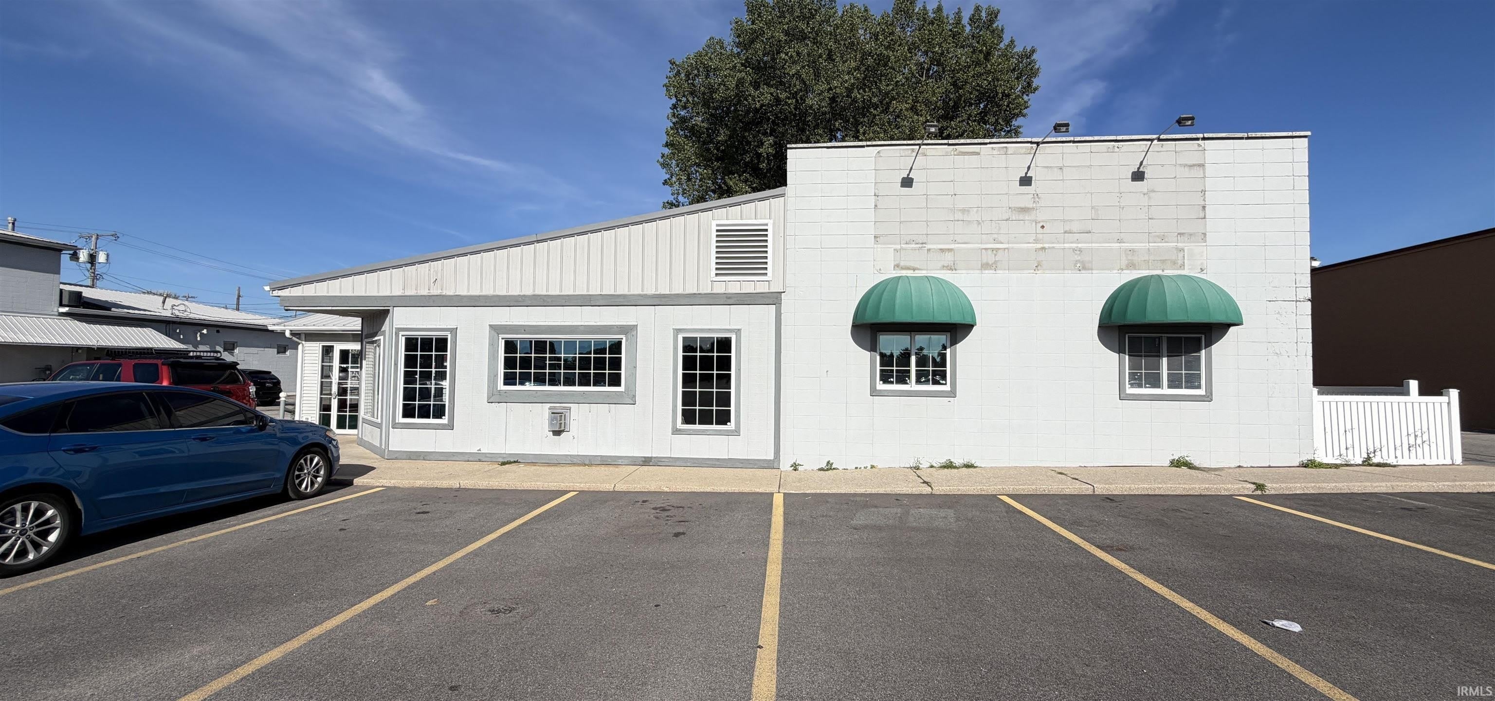 508 W Lincoln Avenue – photo 1