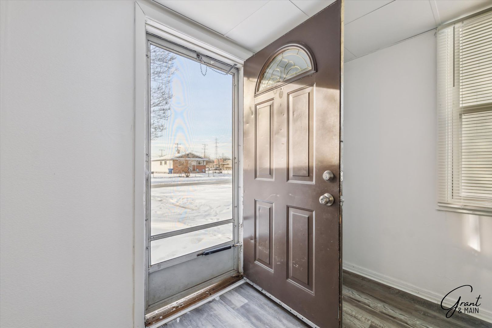 1125 2 Bed 1 Bath Is Warren – photo 2