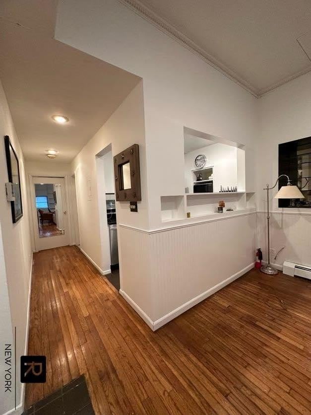 521 W 47th Street – photo 2