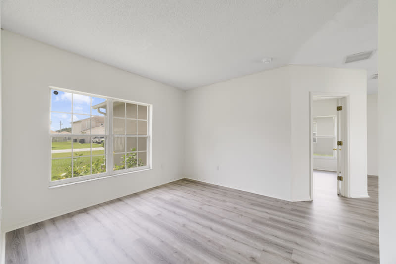 566 Hummingbird Ct – photo 4