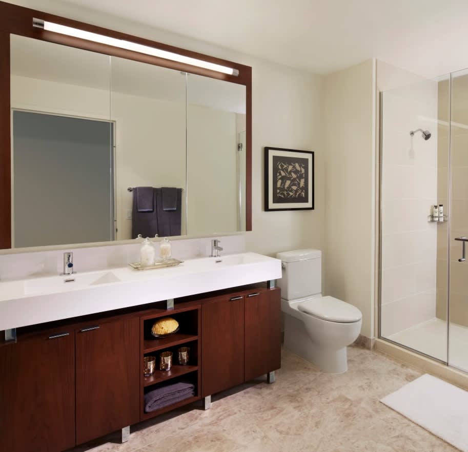 540 N Lake Shore Dr – photo 3