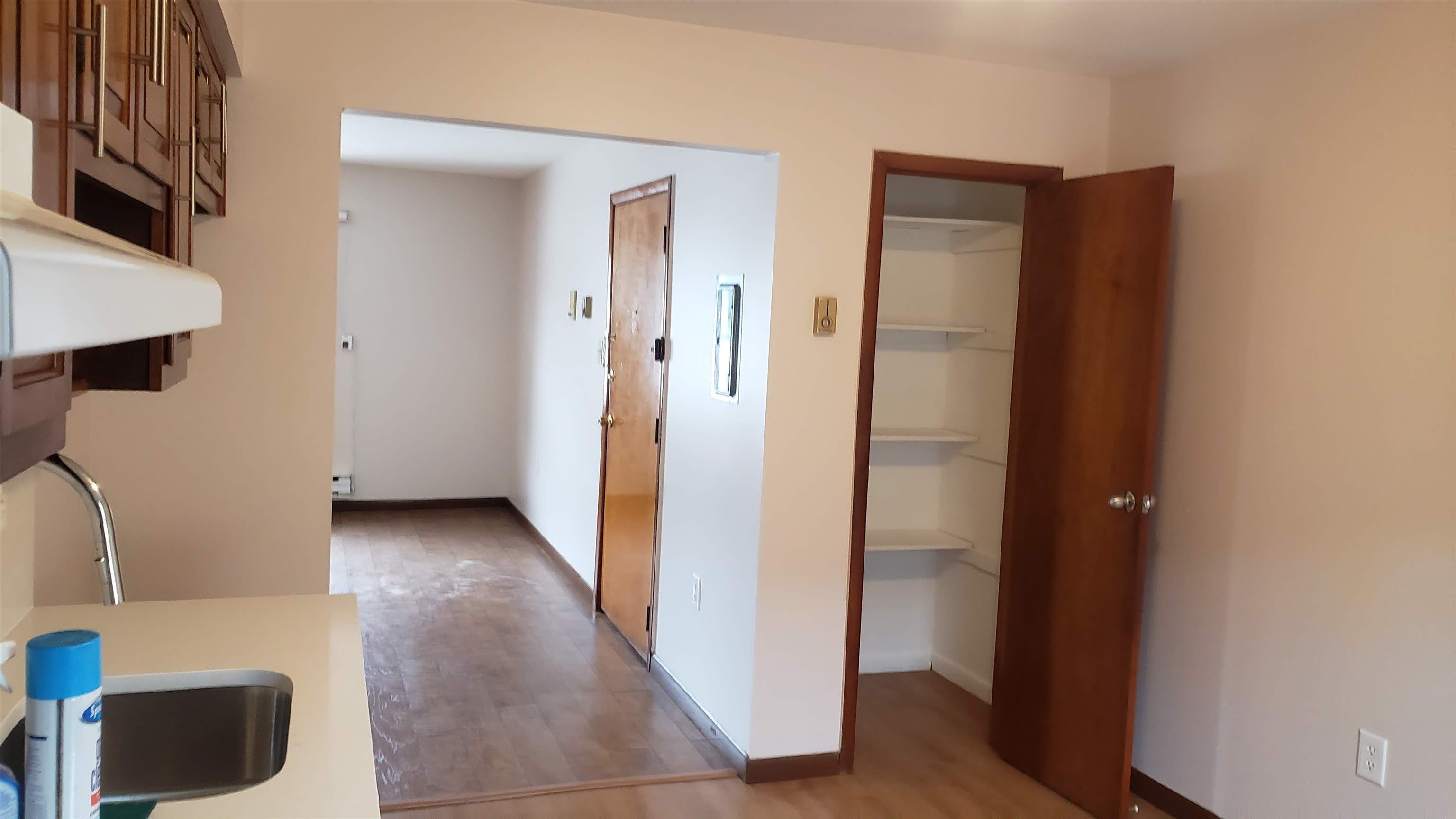 52-54 HARRISON AVE – photo 5