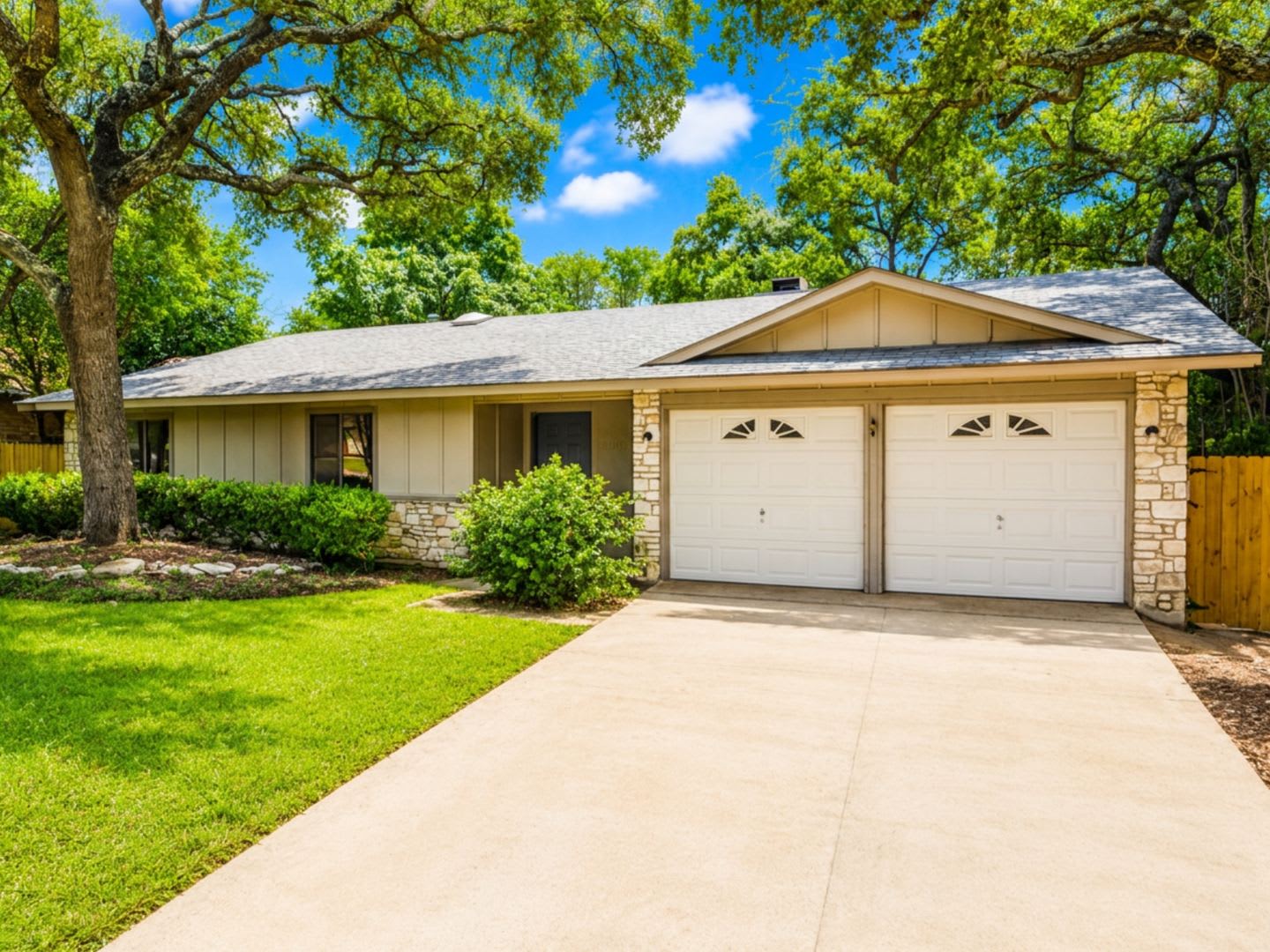 8726 Timberbriar, San Antonio, TX 78250 – photo 2