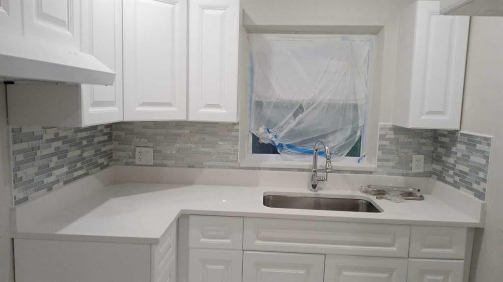 510 TEXAS Court – photo 2