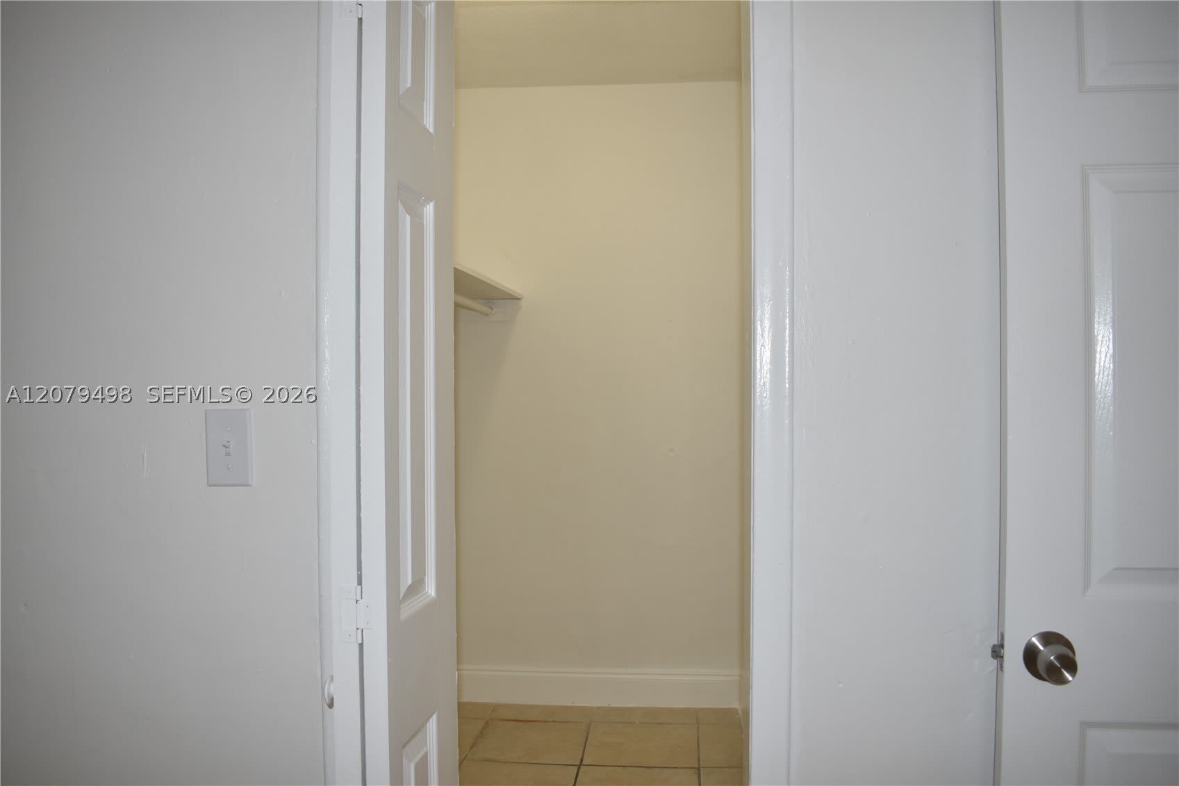 2300 Superior St – photo 2