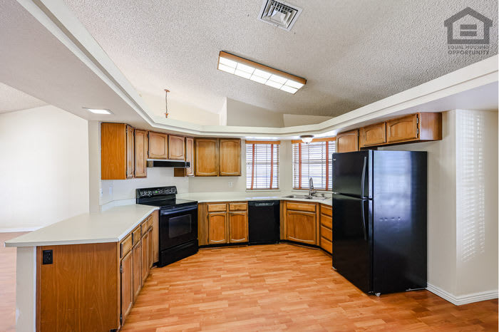 5727 West Villa Maria Drive – photo 1