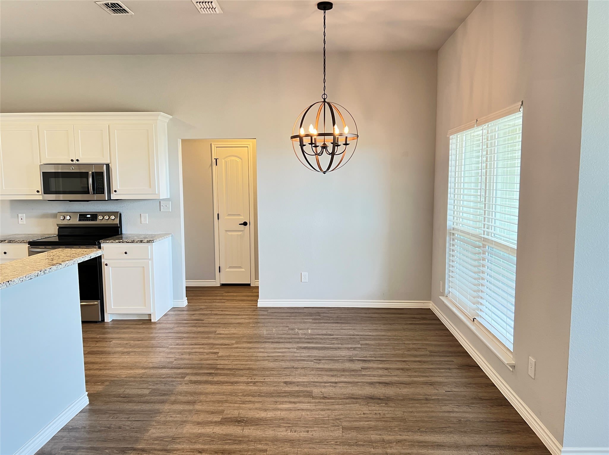 808 E Northside Drive – photo 4