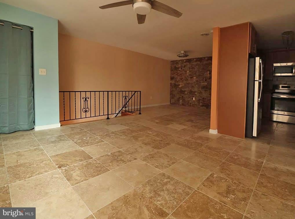 747 GARDEN Drive – photo 4