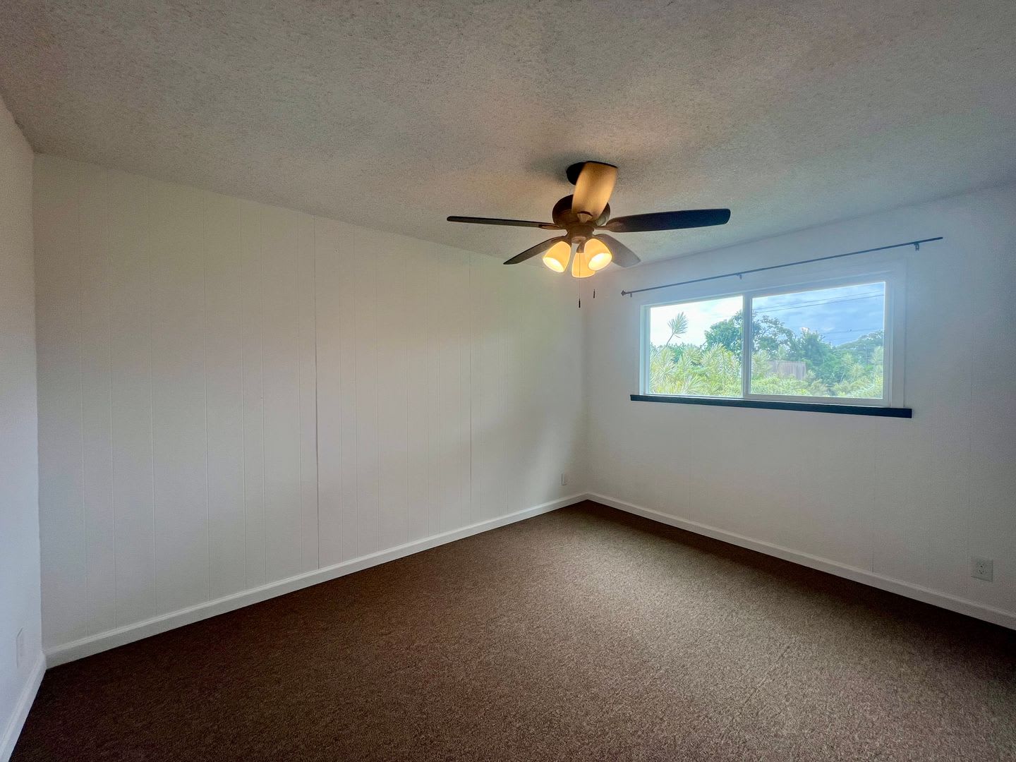 2 Bedroom, 1 Bath Condo- Hilo Terrace – photo 5