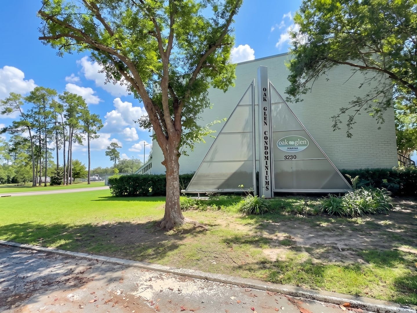 Condo in Ocean Springs with BOAT Slip! *Move-in special; $500 off the first FULL month's rent* – photo 2