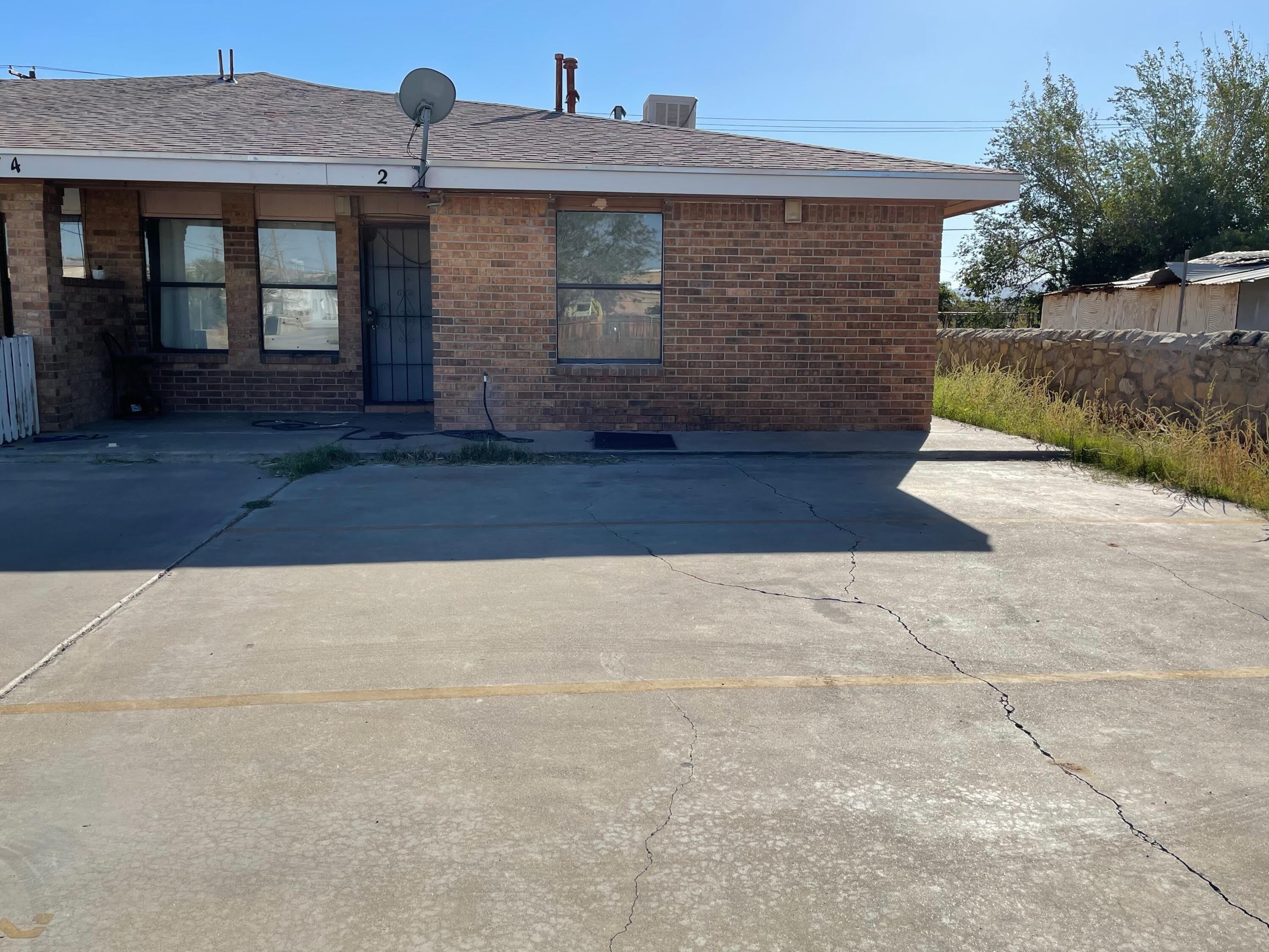 7214 DALE Road – photo 1