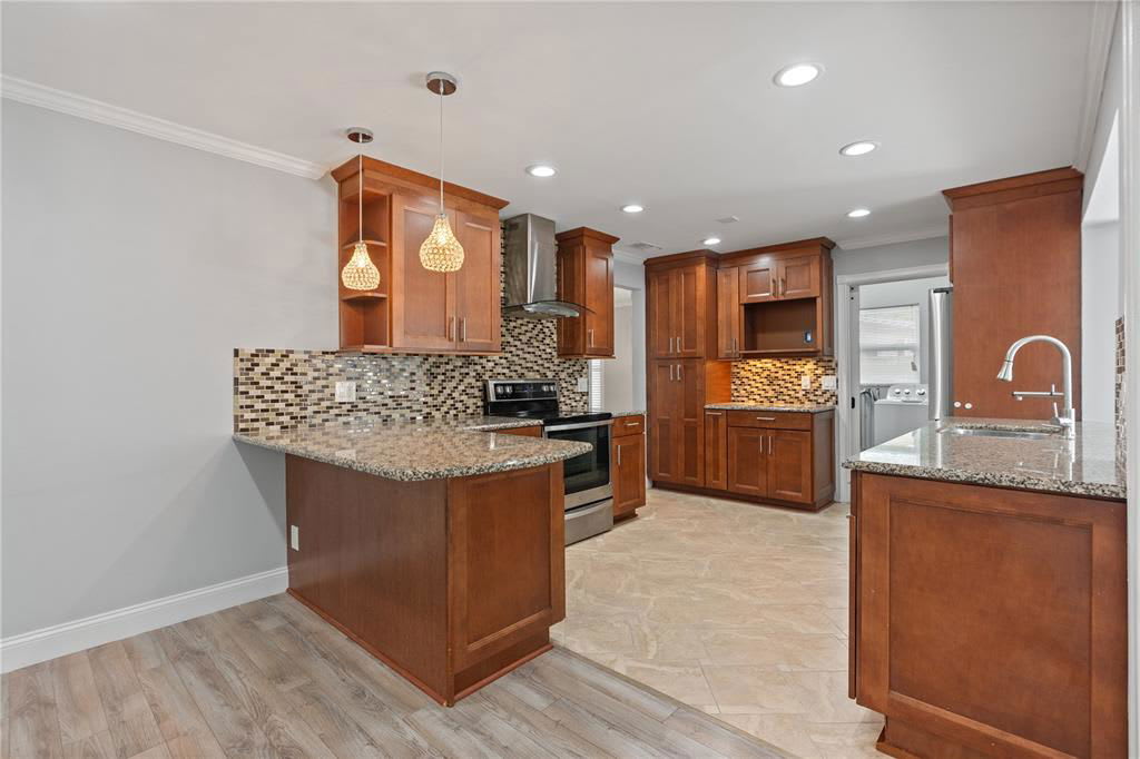 8930 Northwest 23rd Street – photo 2