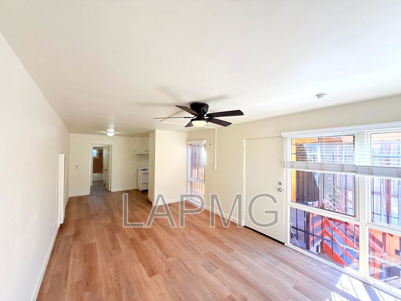 159 S. Madison Avenue – photo 3