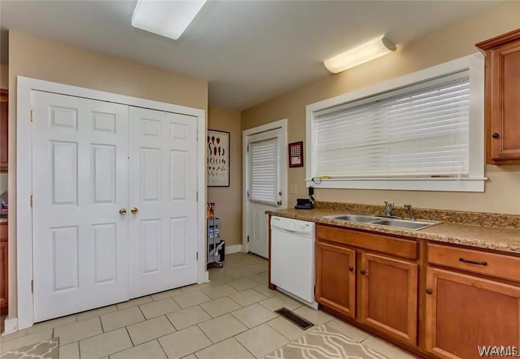 35 Beverly Heights – photo 4