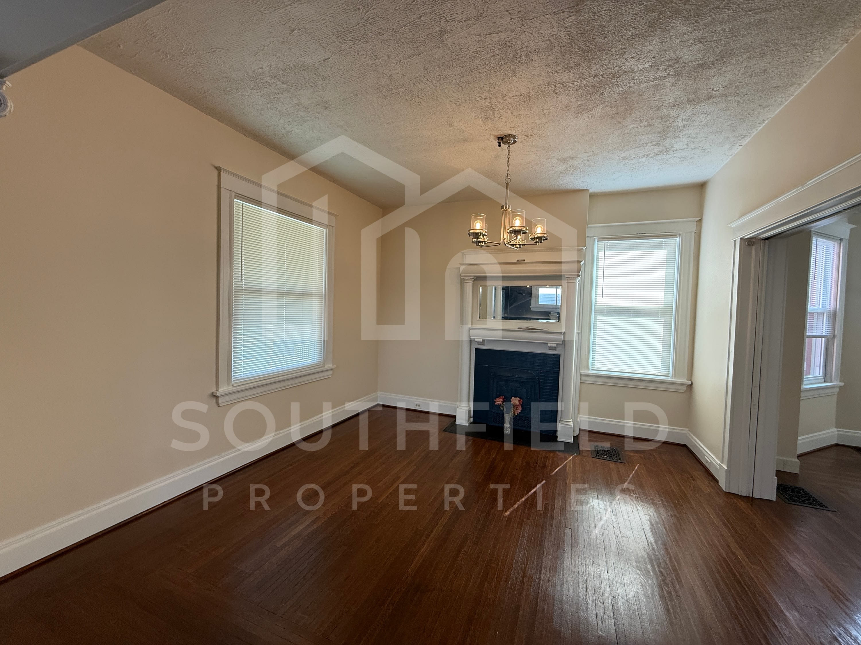 1537 Ruth Avenue – photo 4