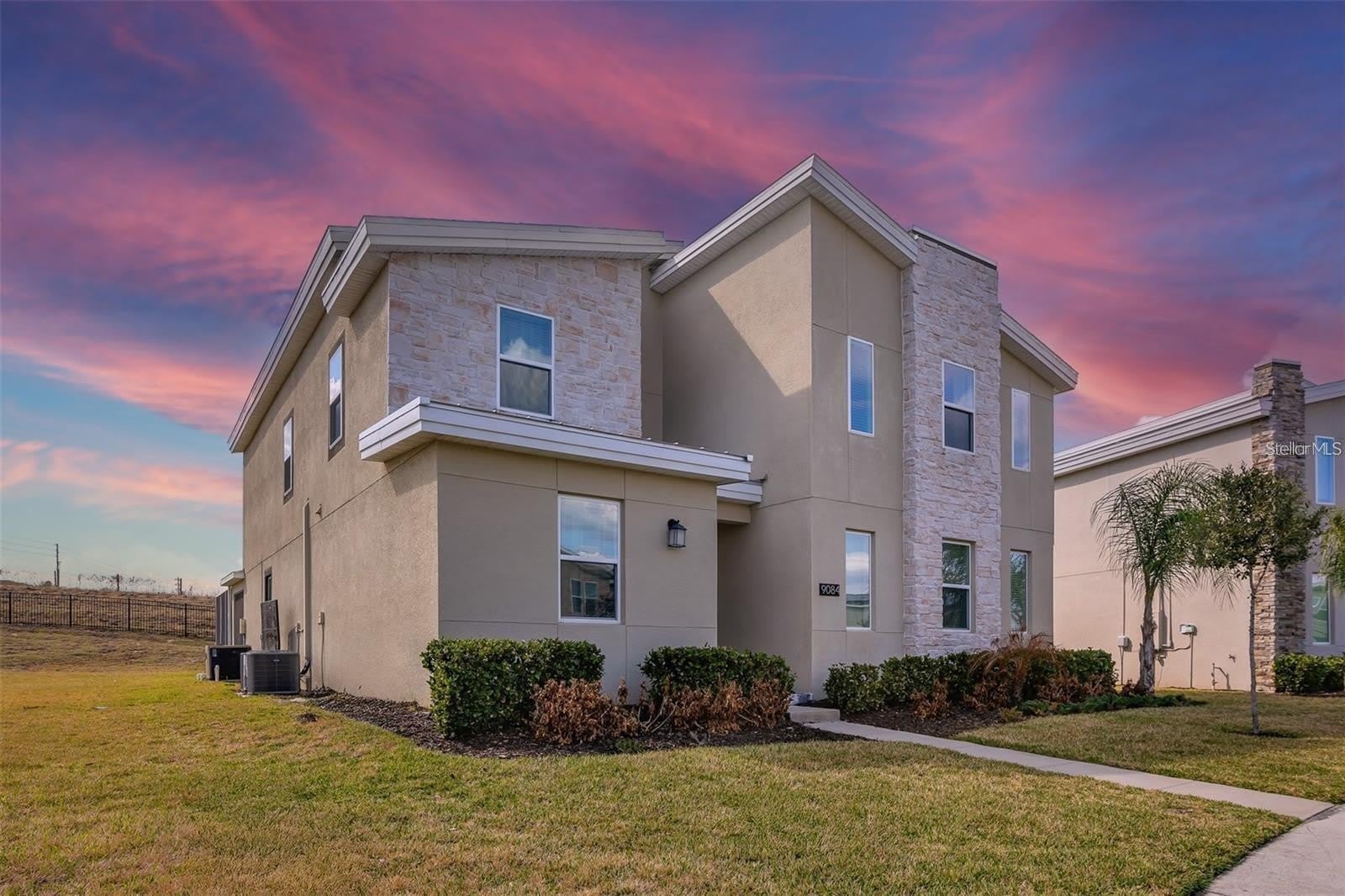 9084 SOMMERSET HILLS Drive – photo 4