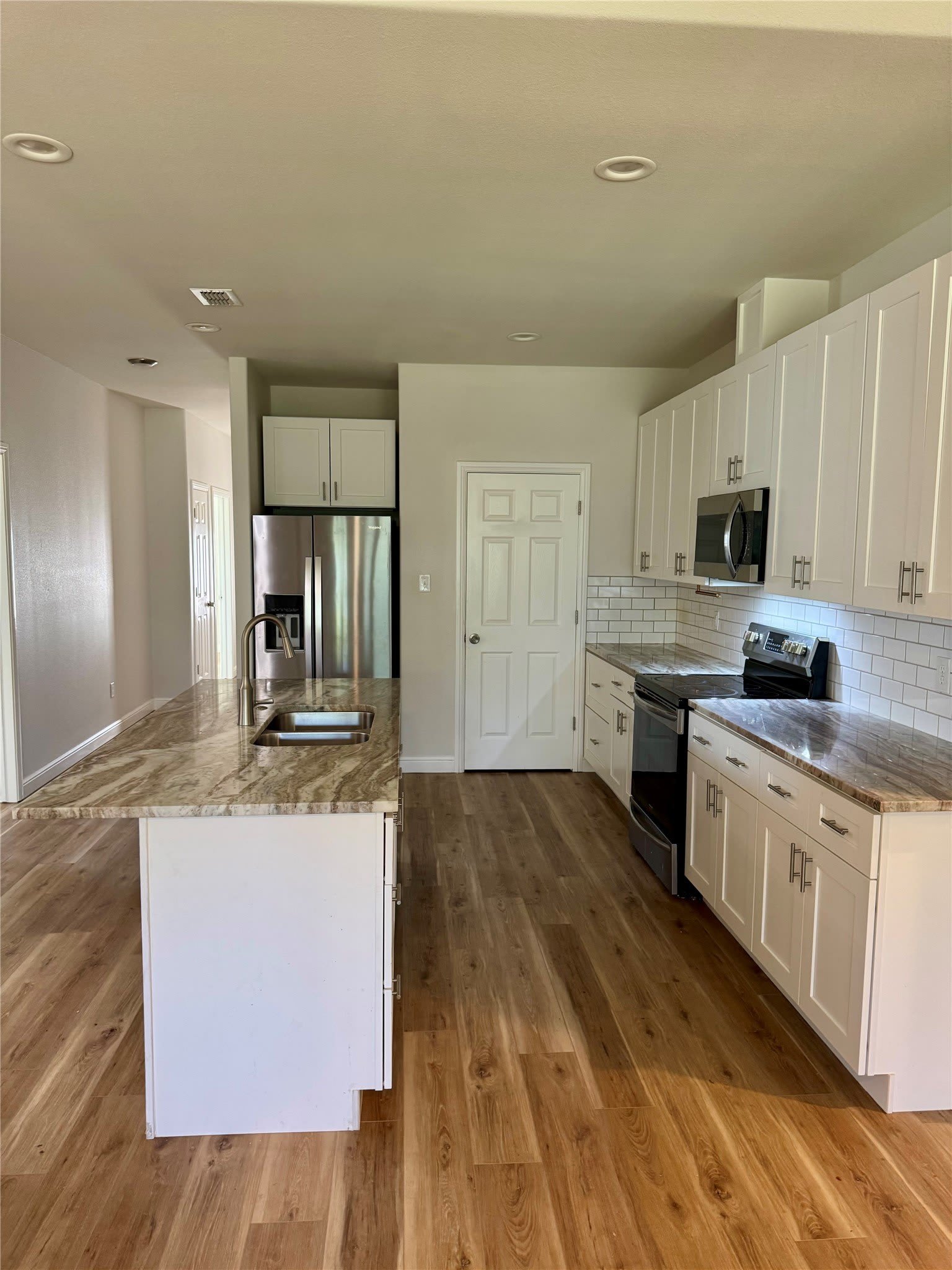 2817 Steepleridge Circle – photo 3