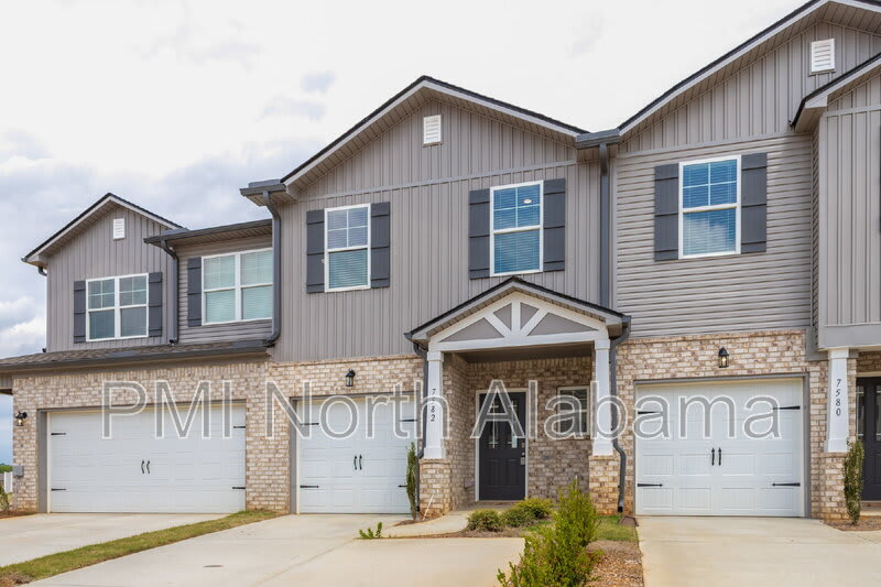 7582 Discovery Point Drive Northwest – photo 1