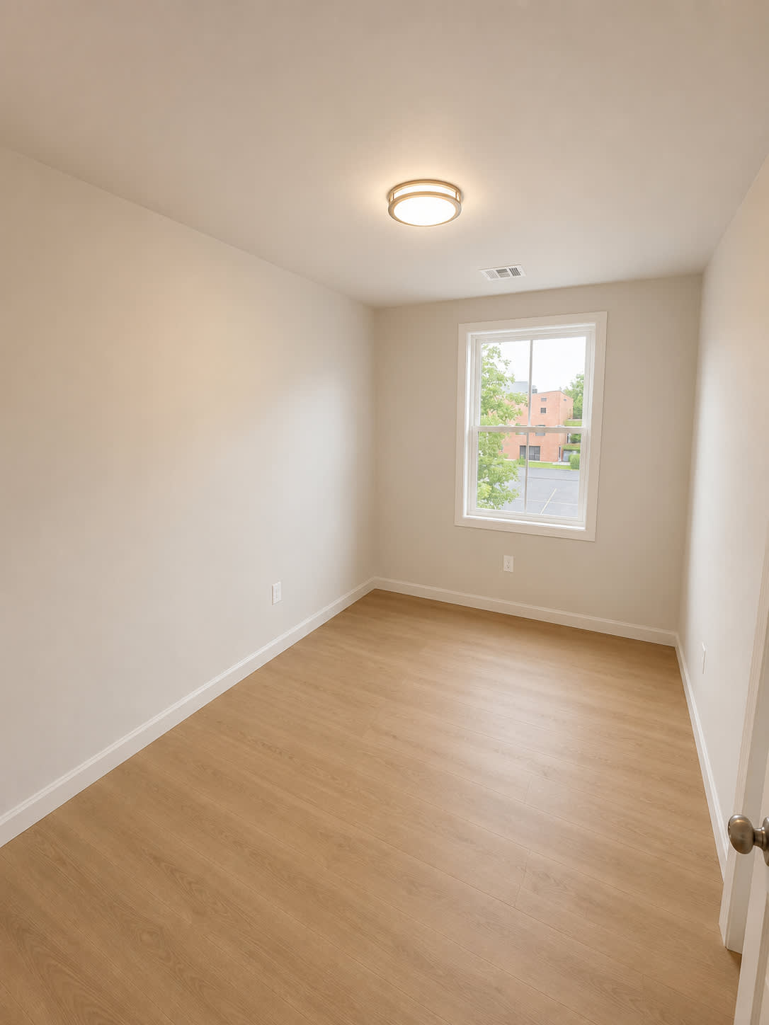 134 Florence St – photo 5