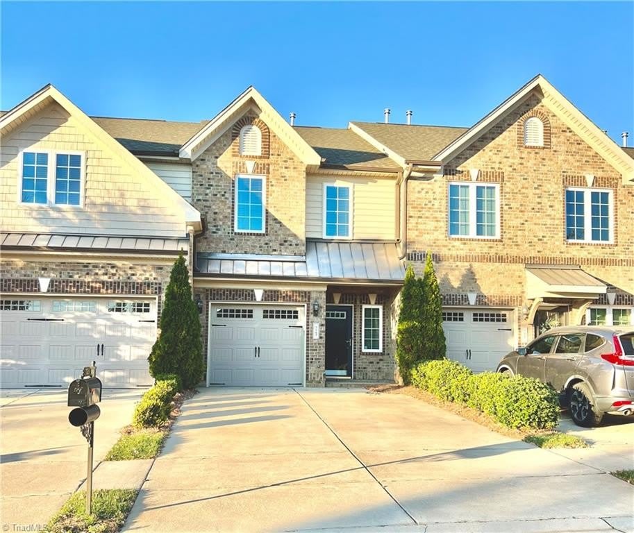 723 Piedmont Crossing Drive – photo 2