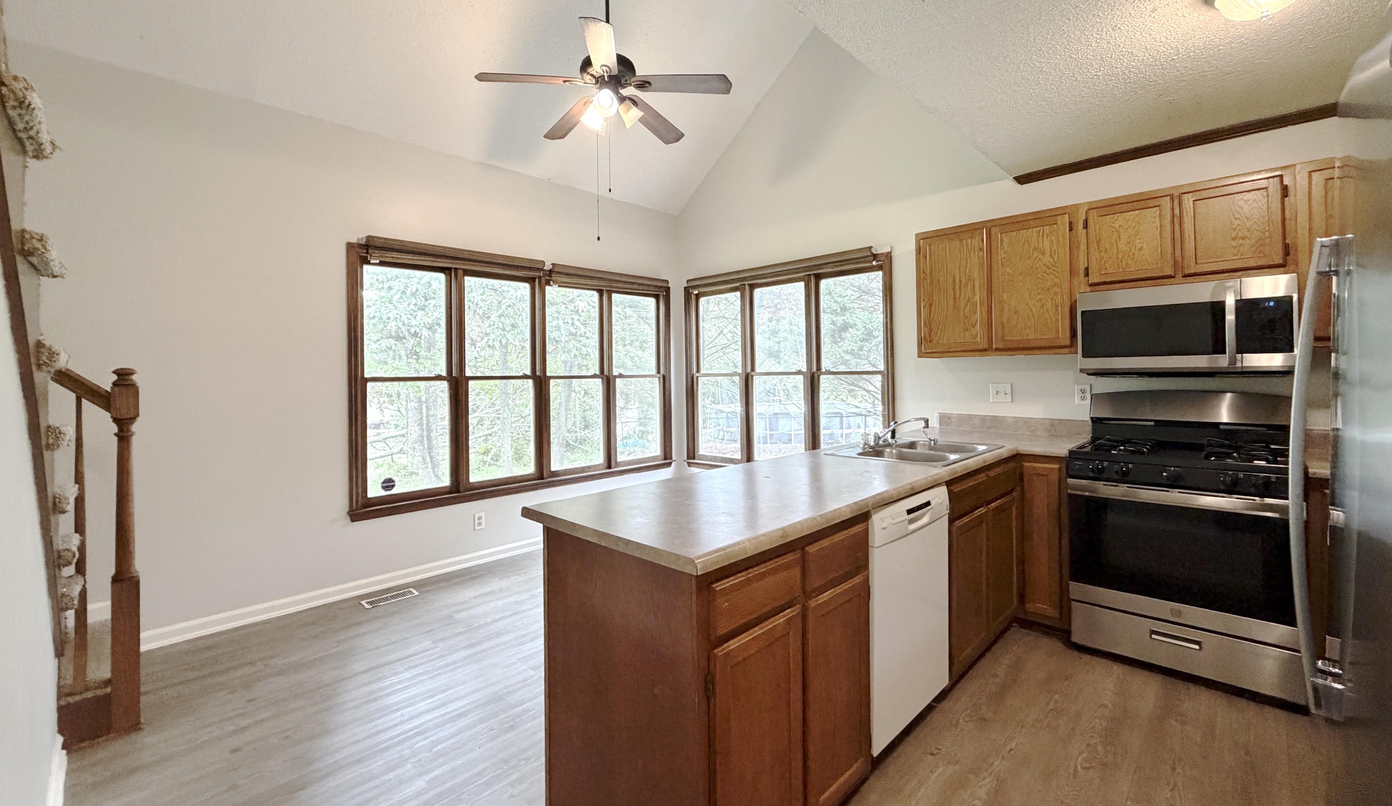 2387 Riverchase Place – photo 5