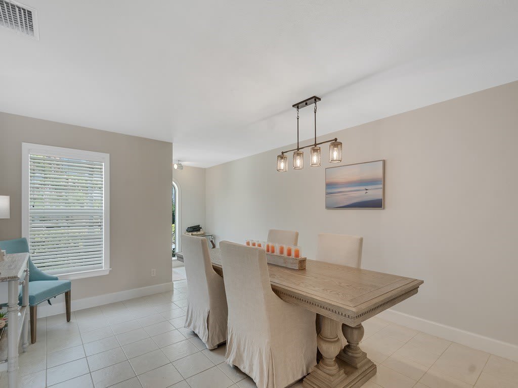 1914 Robalo Drive – photo 5