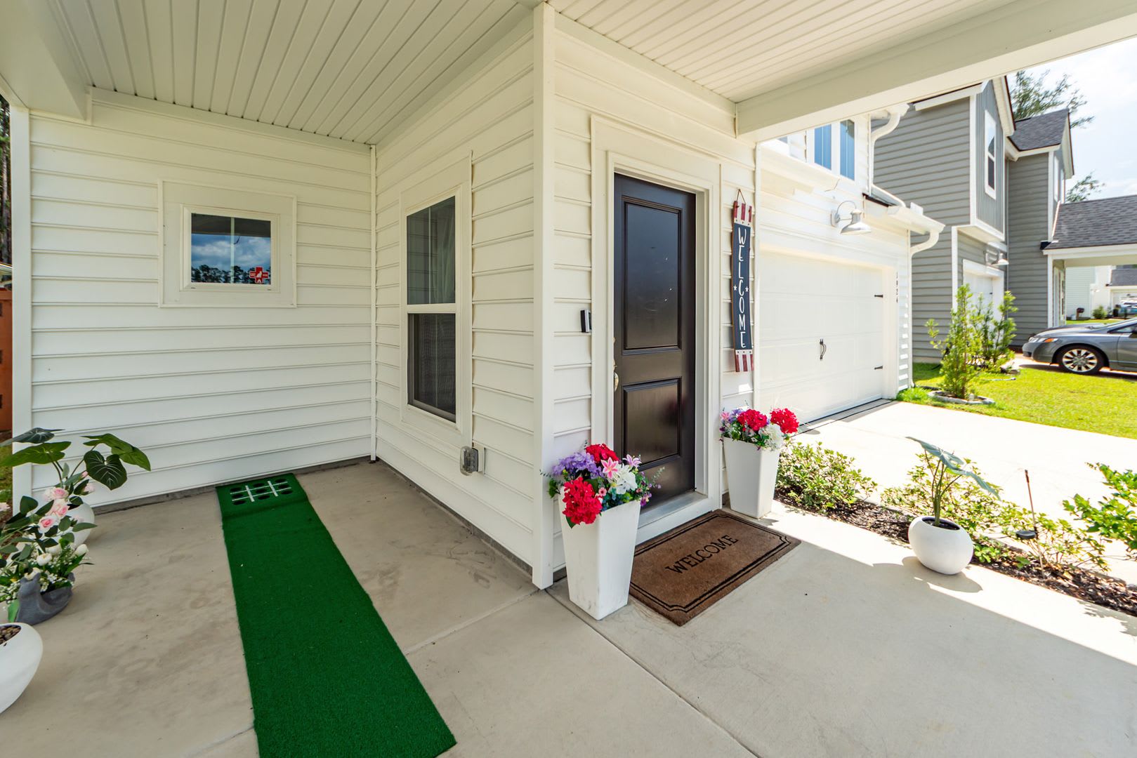 3 Bedroom, 2 Bathroom Home in Sweetgrass – photo 3