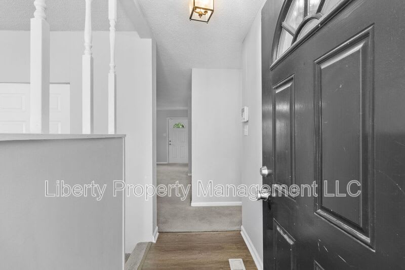 512 Nottingham Drive – photo 3
