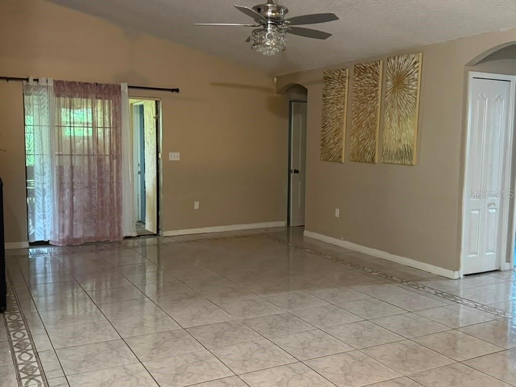 1013 MAYFAIR Place – photo 3