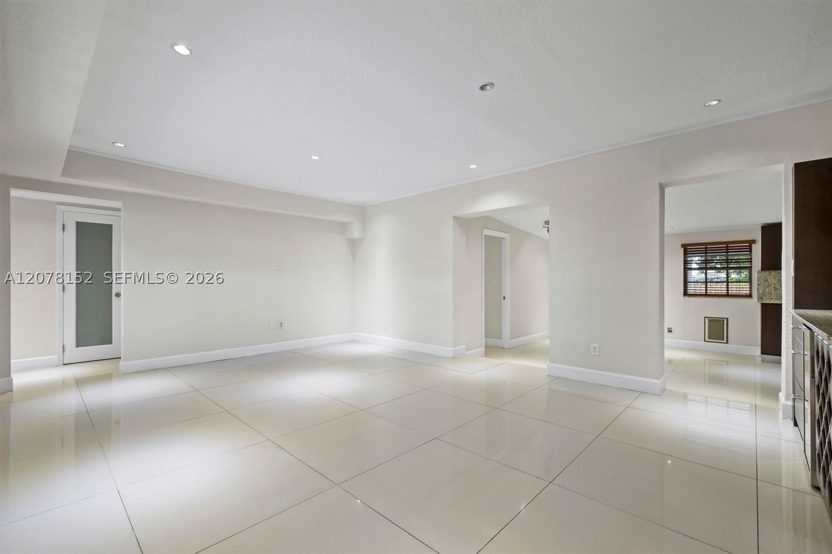 292 E 55th St – photo 5