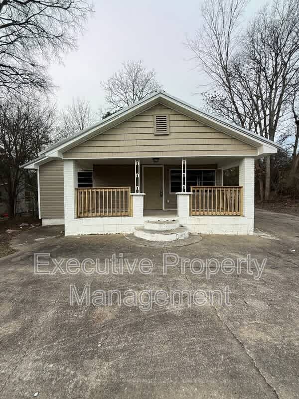 1512 Cherry Avenue – photo 1