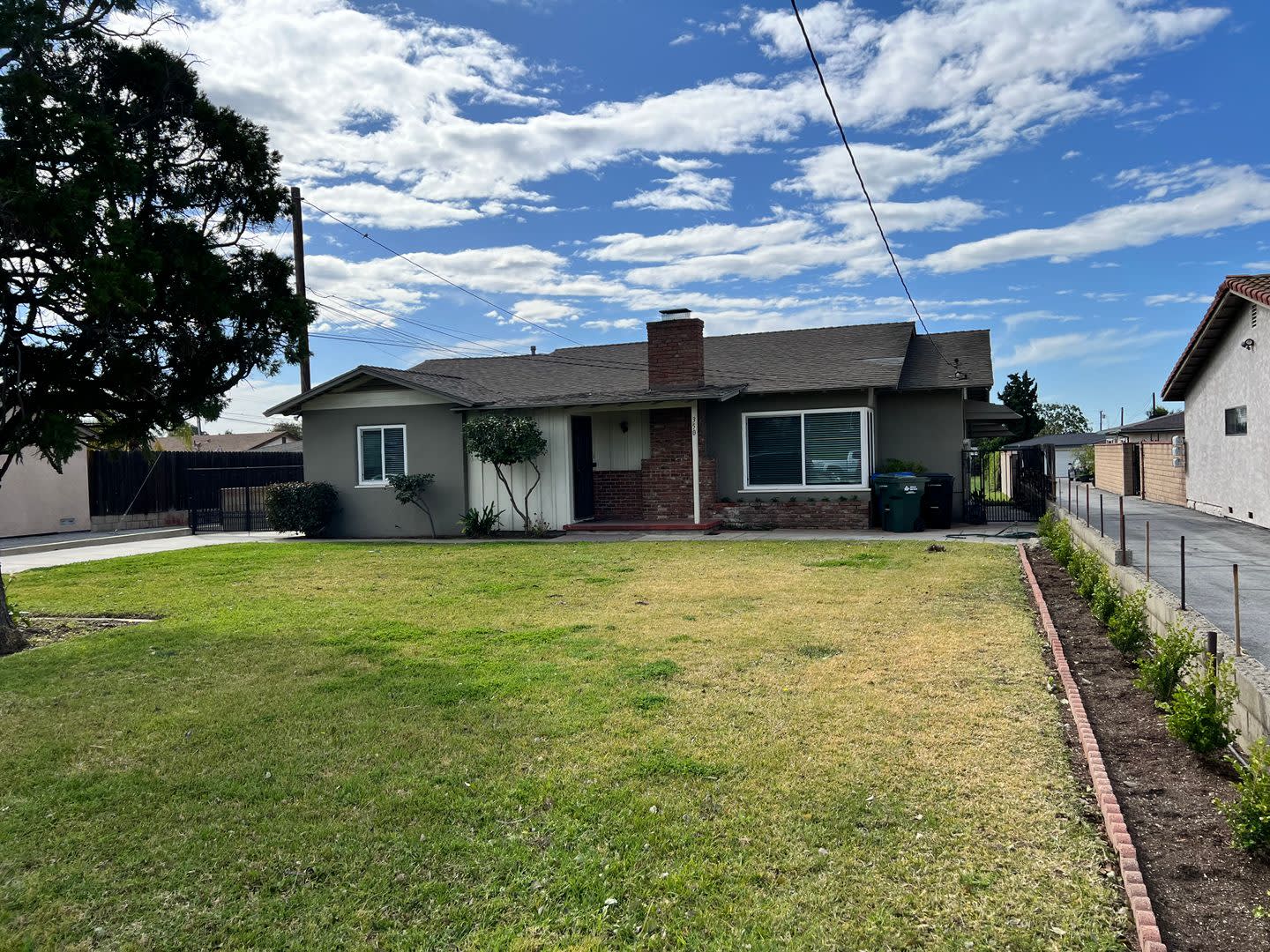 Clean & Sharp 3 bed, 2 bath home in Azusa – photo 2