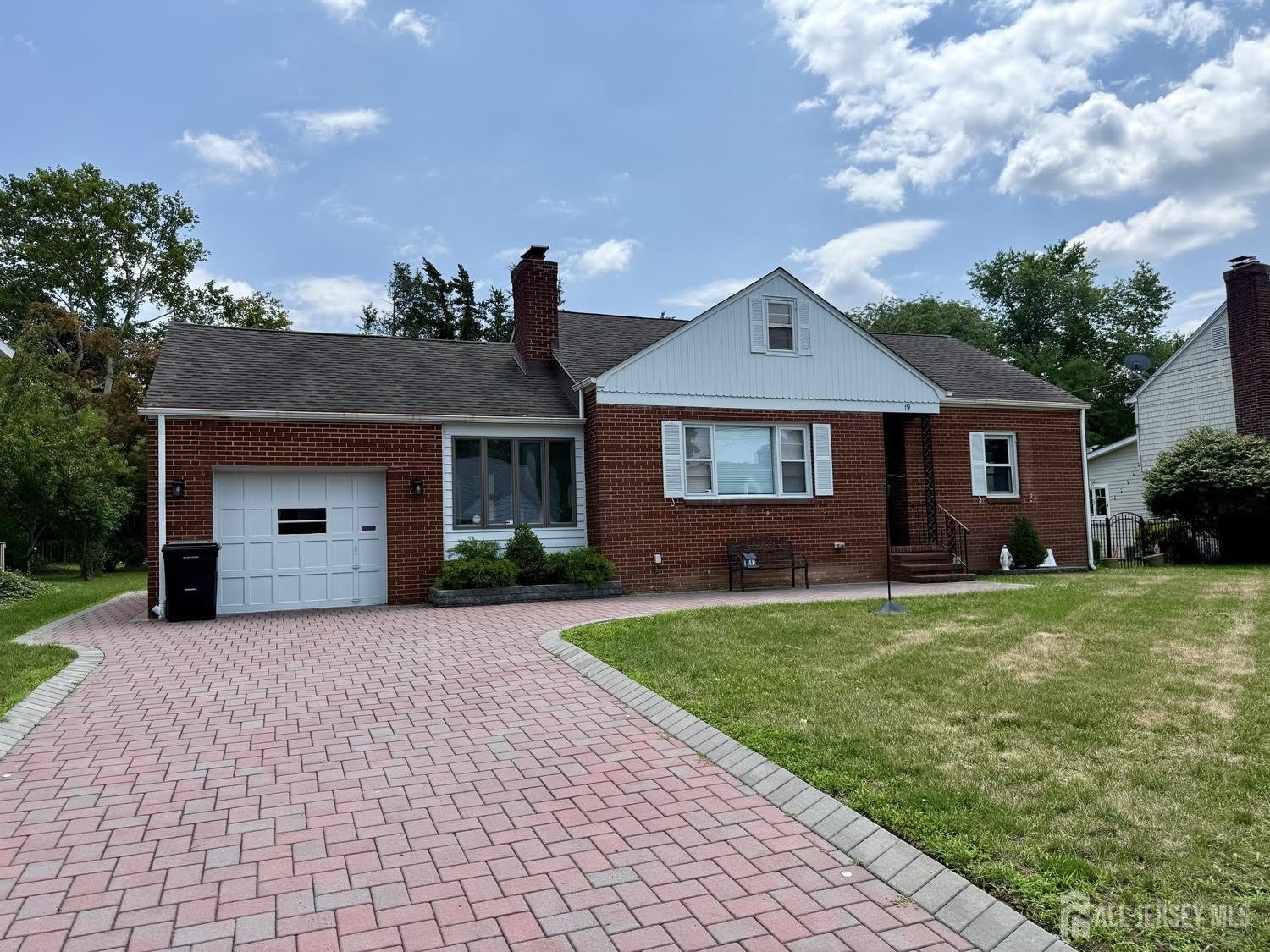 19 South Drive – photo 3