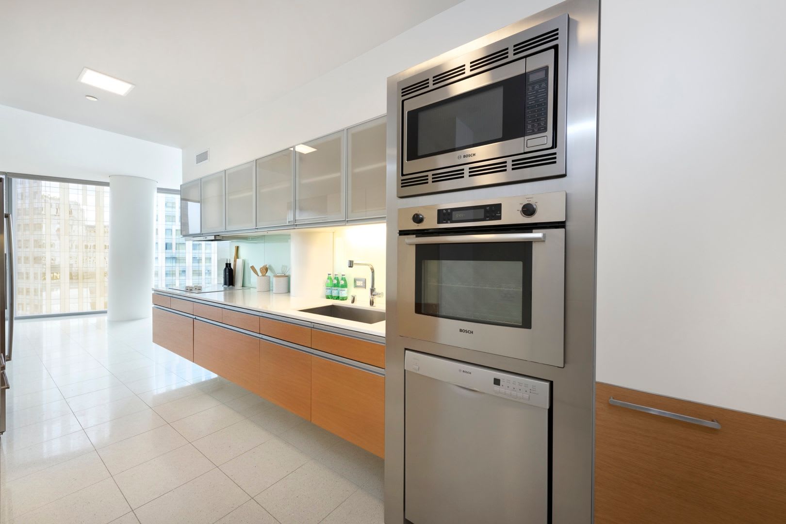 Fantastic 1 Bedroom At Veer Towers – photo 3