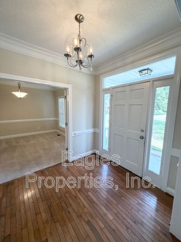 242 N. Marion Drive – photo 2
