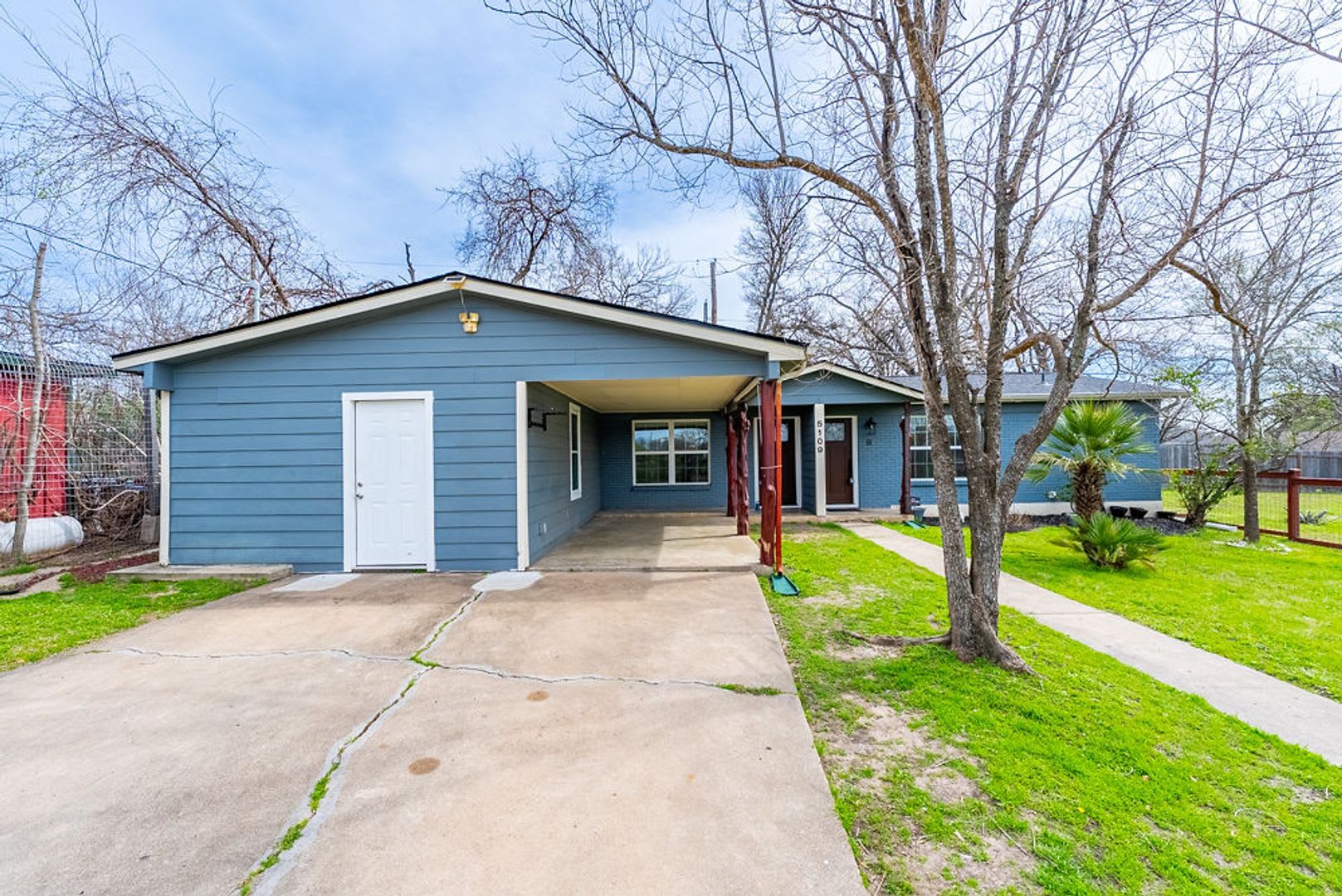 Charming 2-Bedroom, 1-Bathroom Retreat in North Austin!!! – photo 3