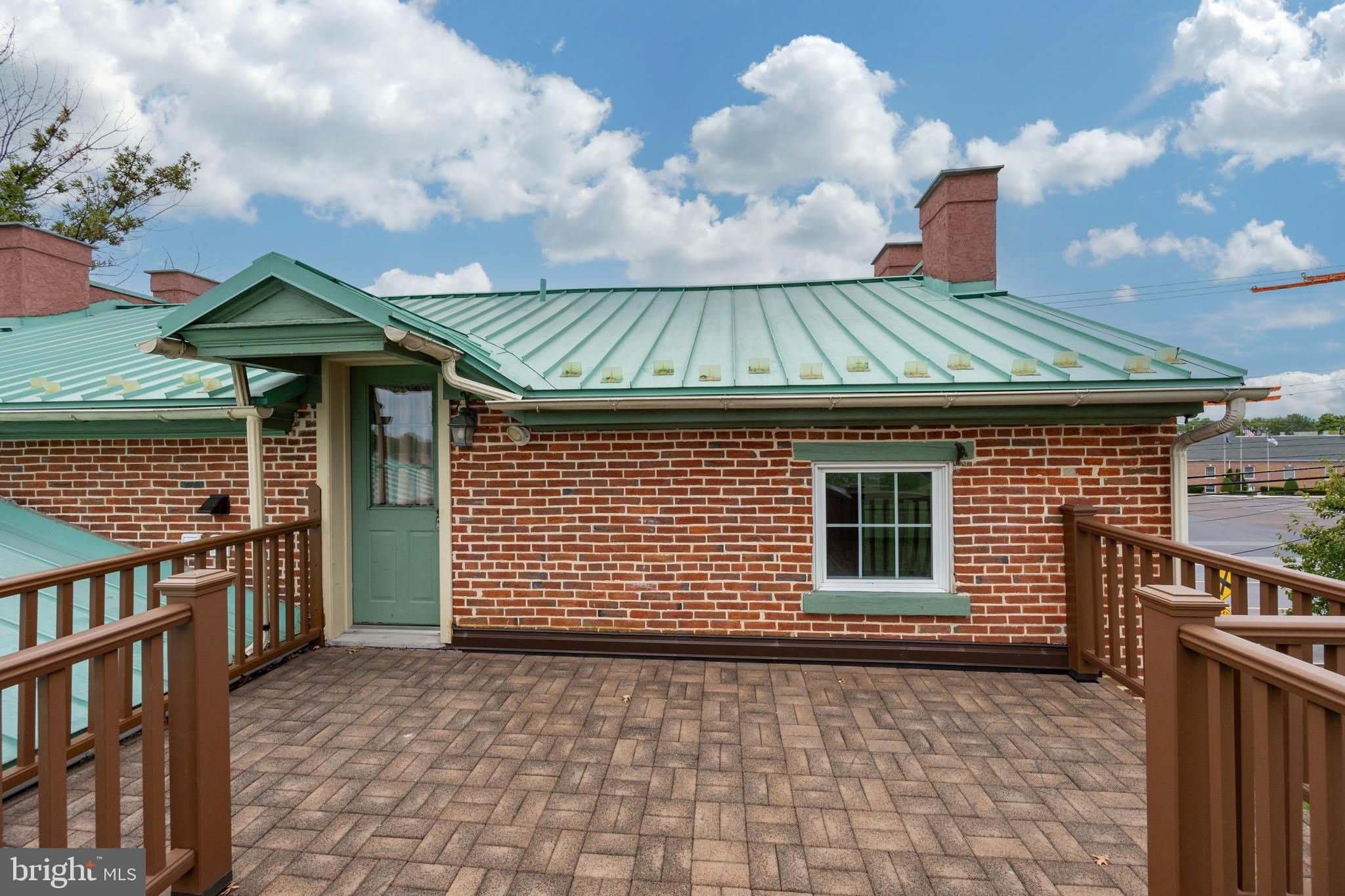 397 W RIDGE Pike – photo 1
