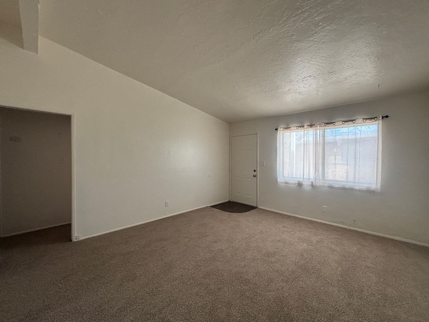 Downtown Lancaster Duplex – photo 5