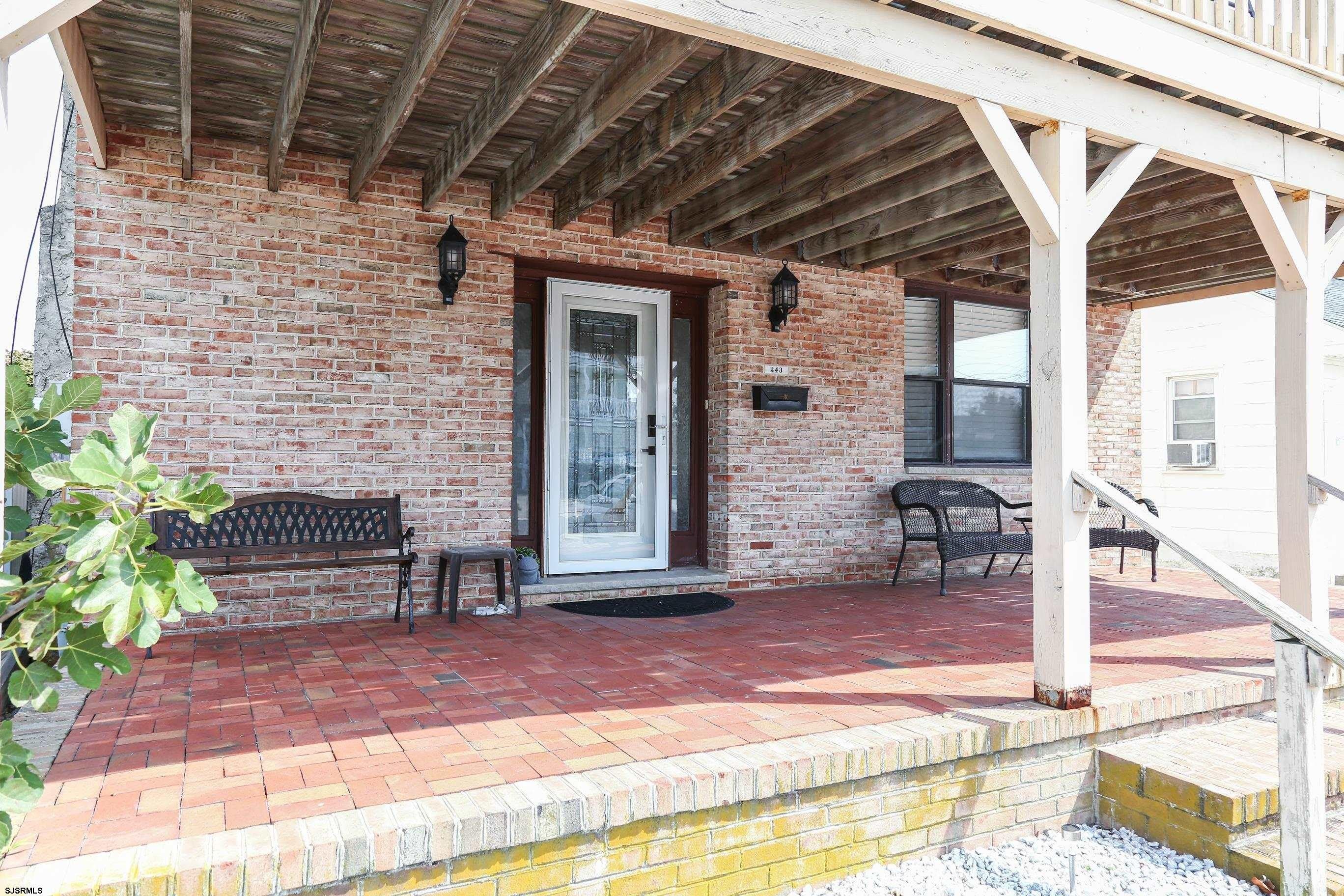 243 6th St S – photo 4