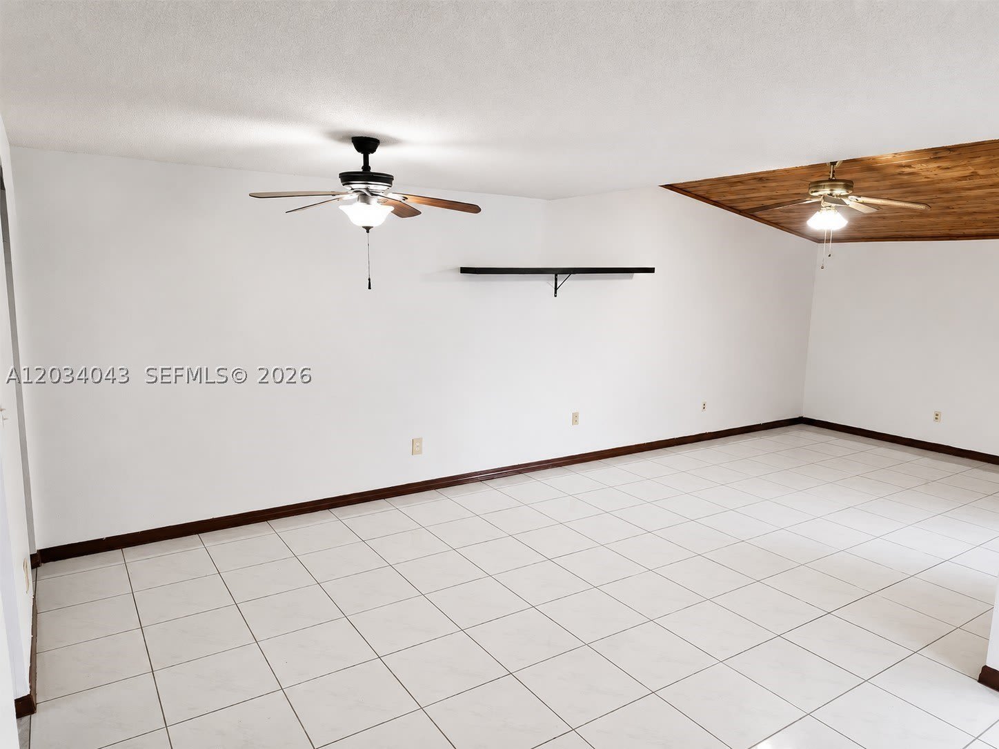 6521 SW 114th Ave – photo 2