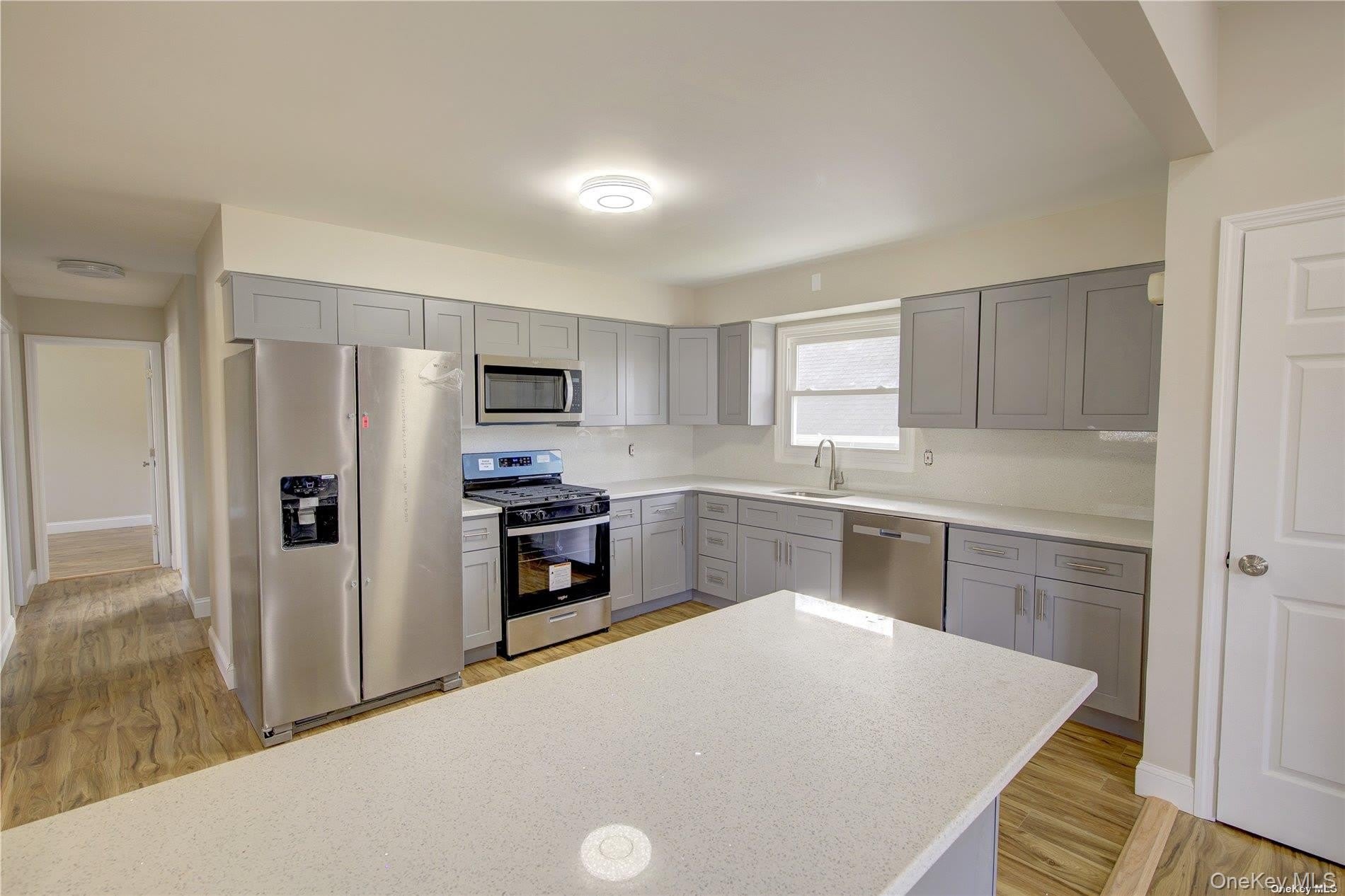 207 Catherine Avenue – photo 4