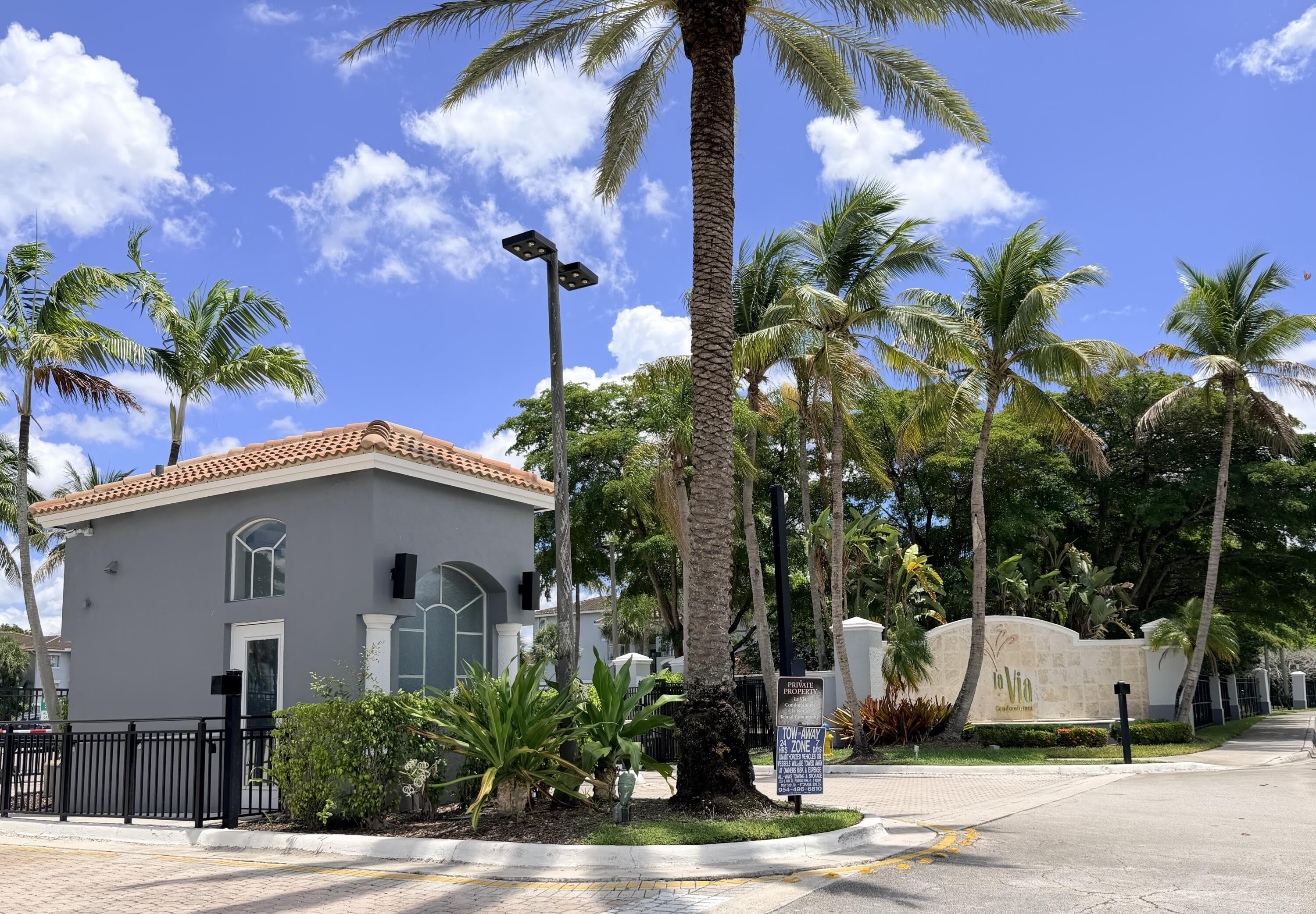 9630 NW 2nd Street – photo 5