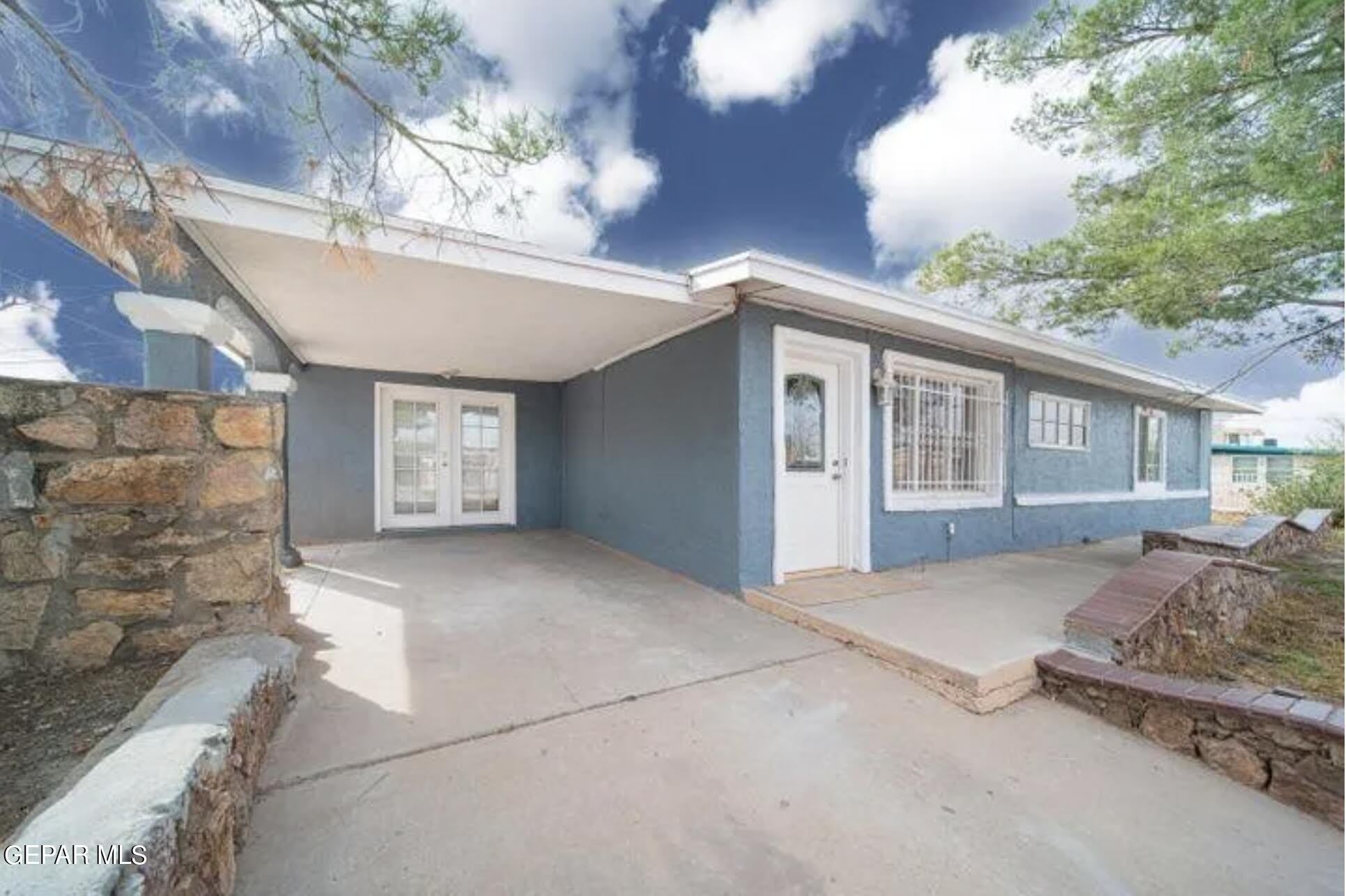 7632 Franklin Drive – photo 3