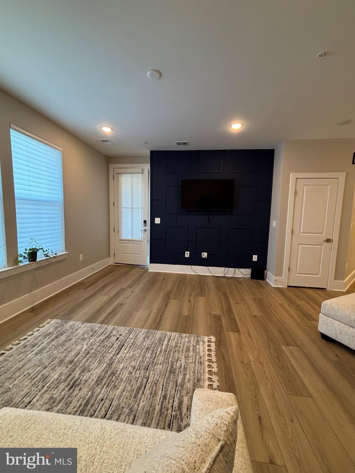 2506 W PENINSULA Drive – photo 2