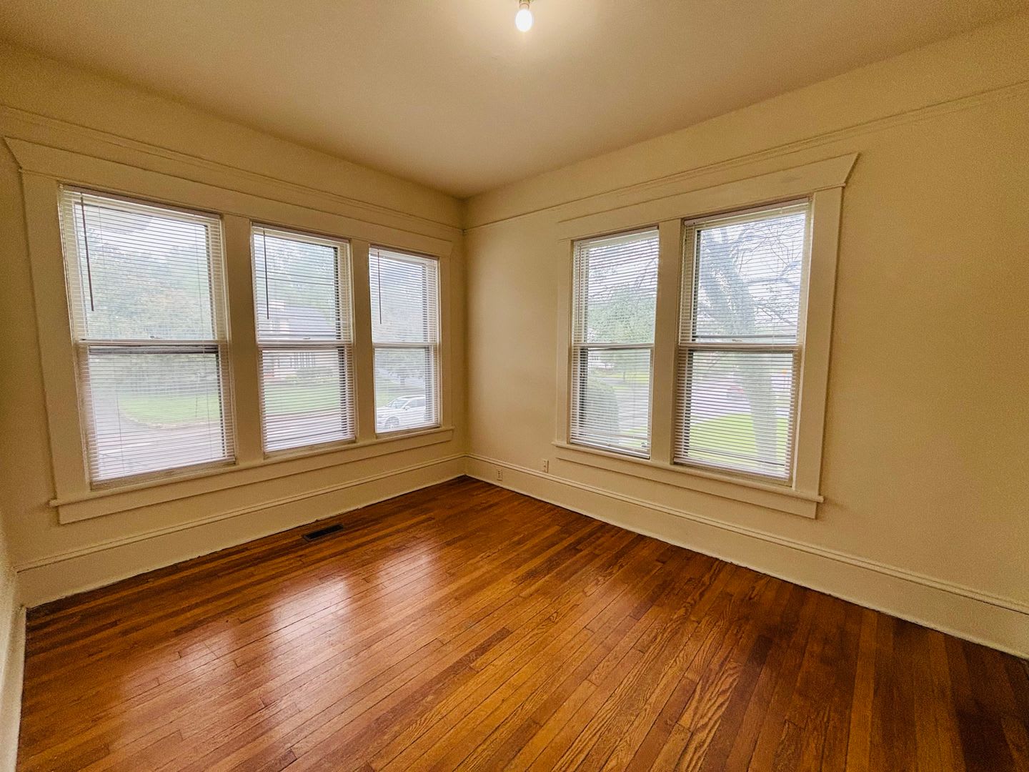 3 Bedroom, 1 Bath House – photo 5