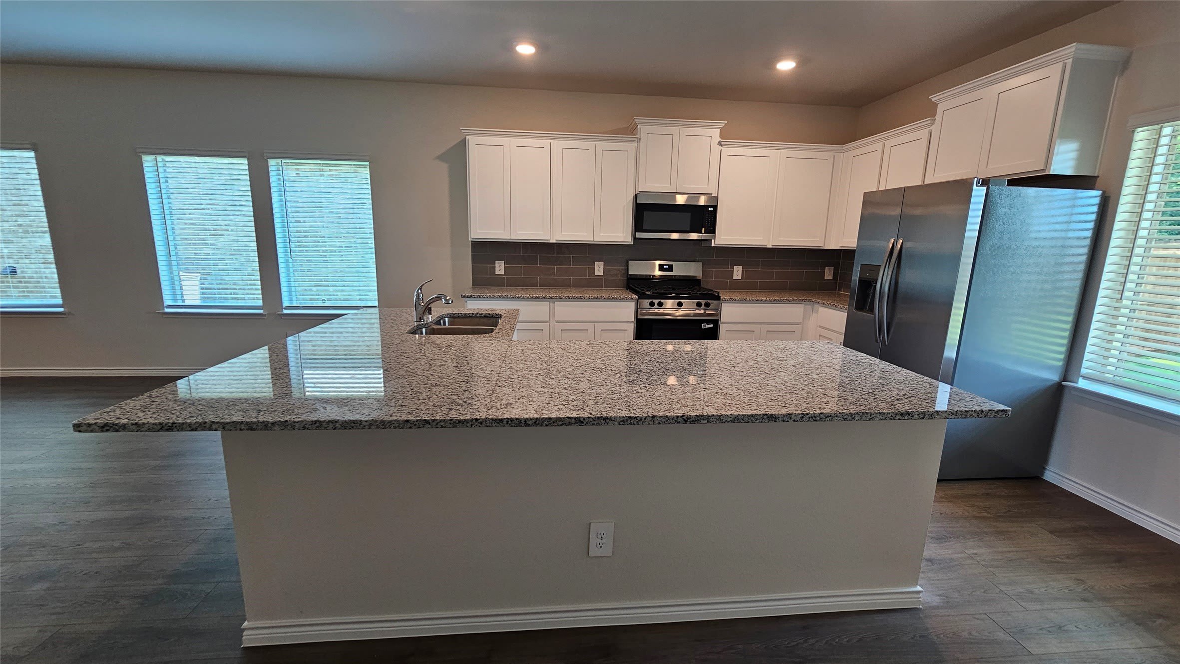 1928 Lostwood Drive – photo 5