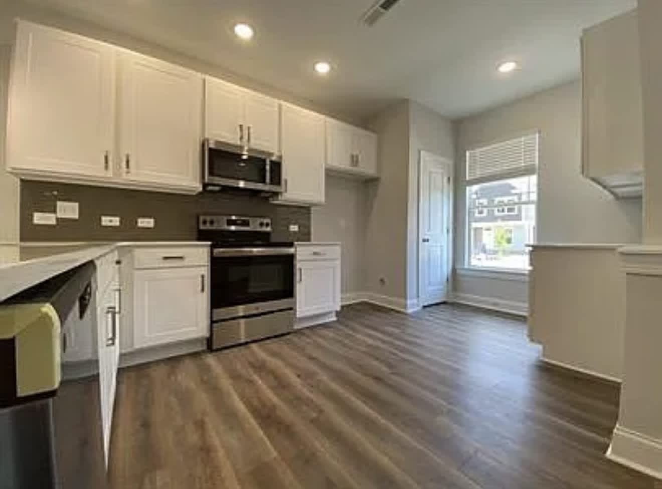 339 Old Grove Ln – photo 5