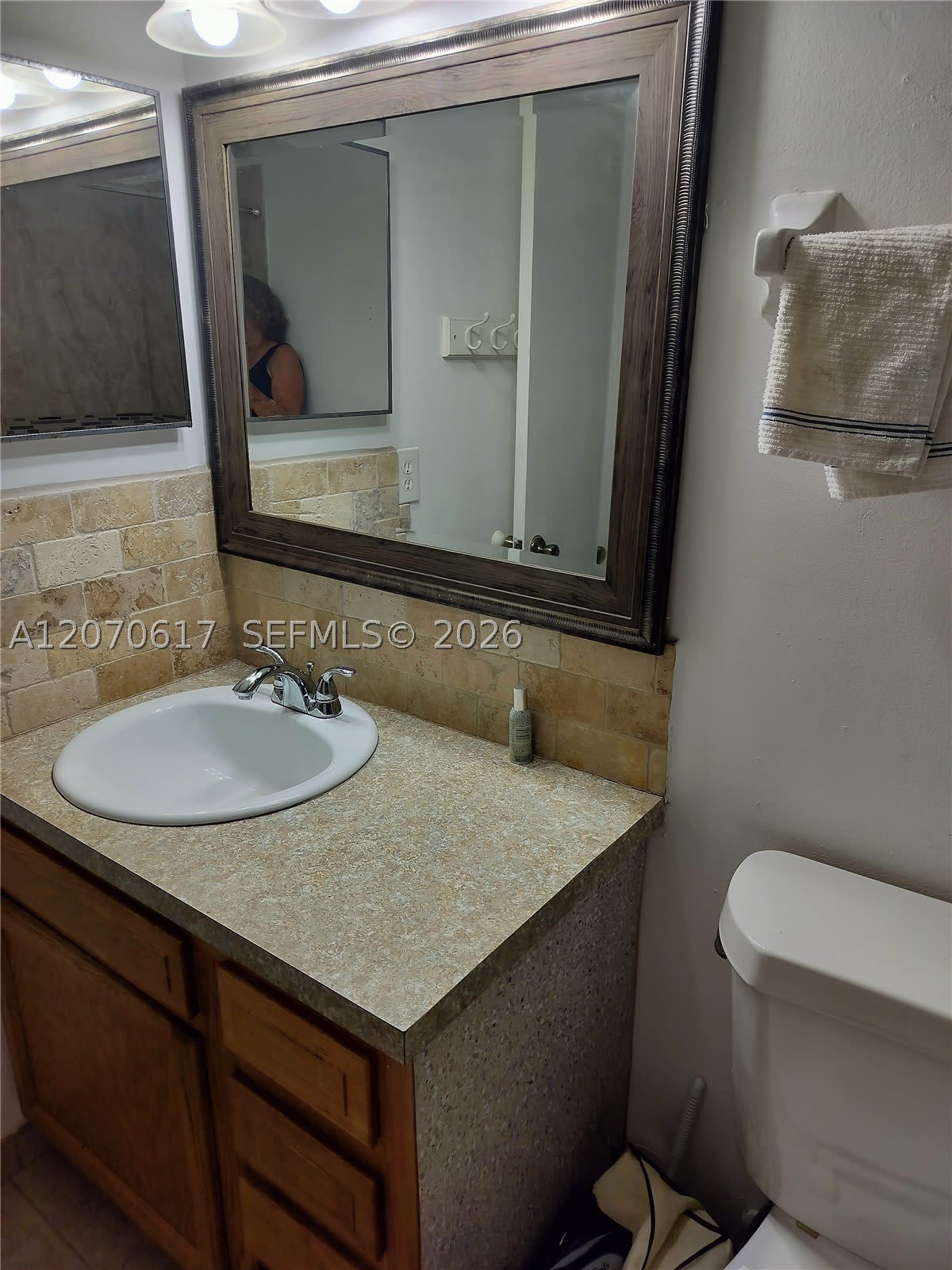 213 Woodbridge Dr – photo 4